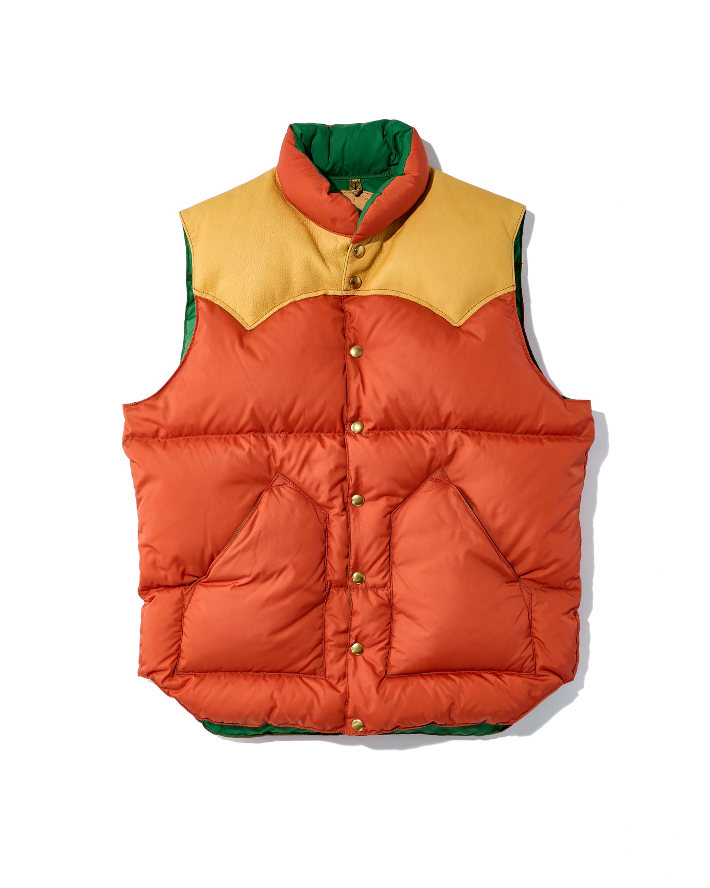 DOWN VEST
