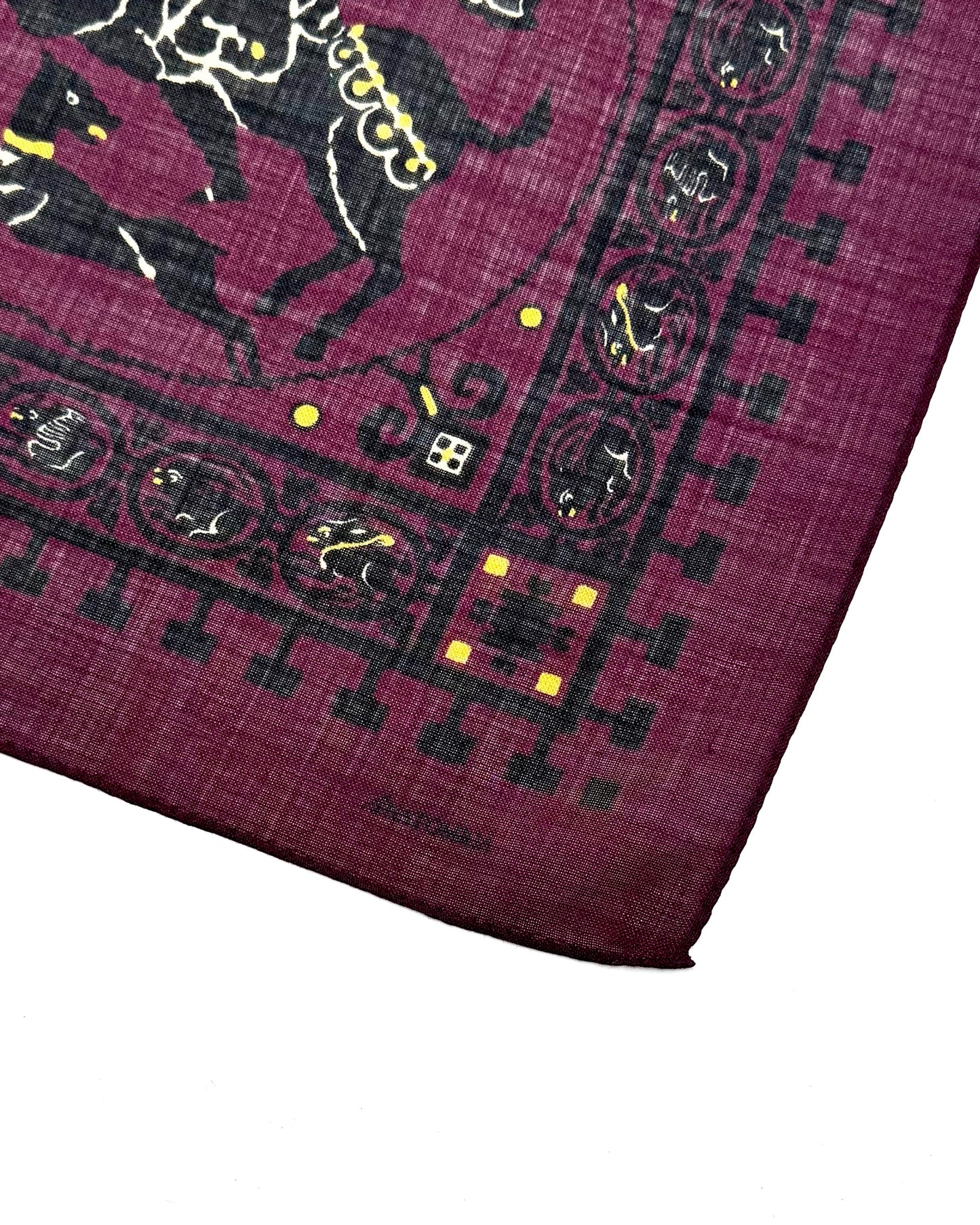 SQUARE SCARF MOSAIC ANIMALS