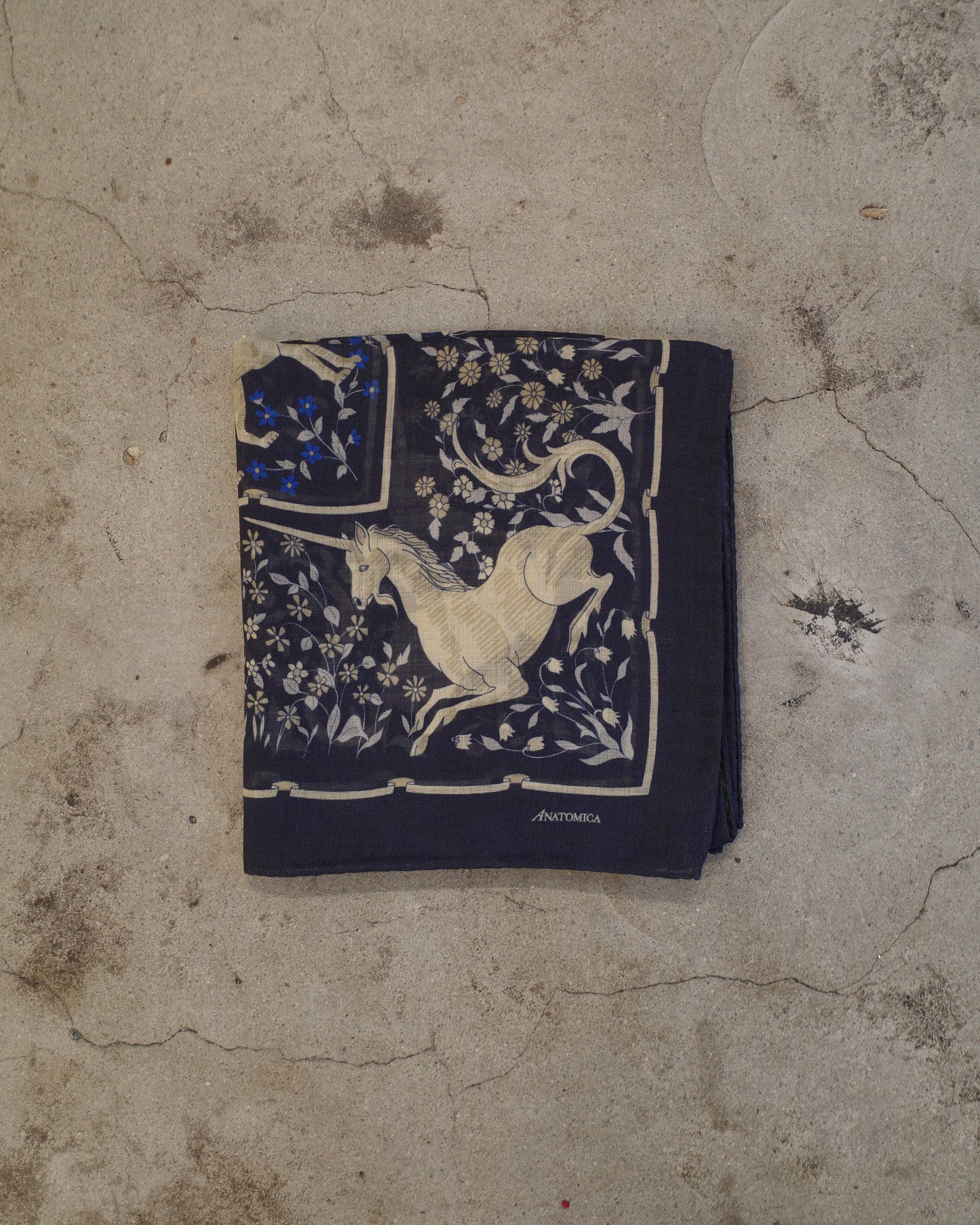 UNICORN SCARF SQUARE