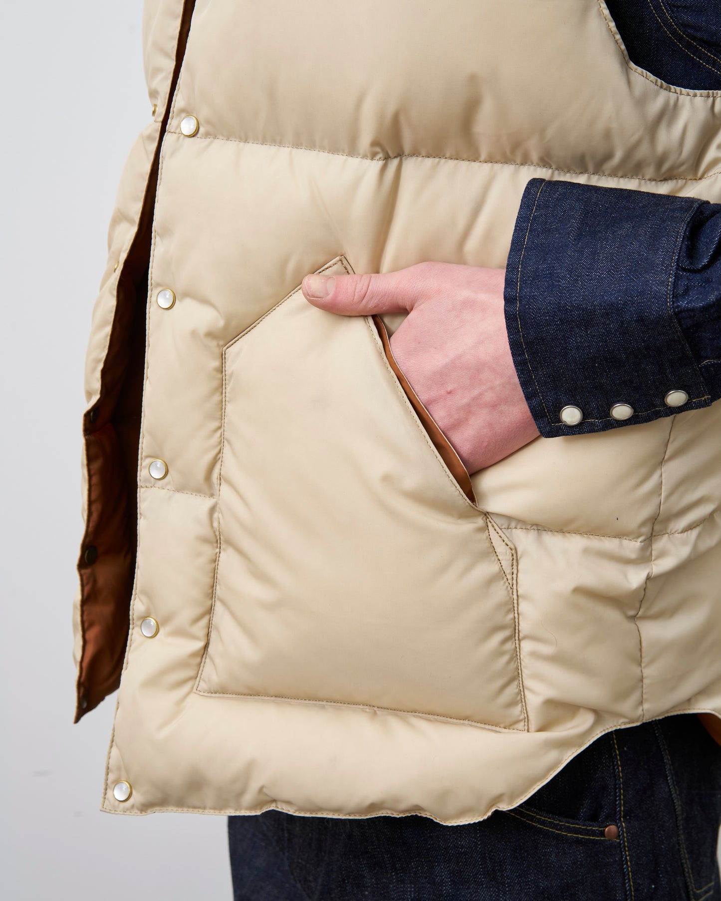 CHRISTY VEST