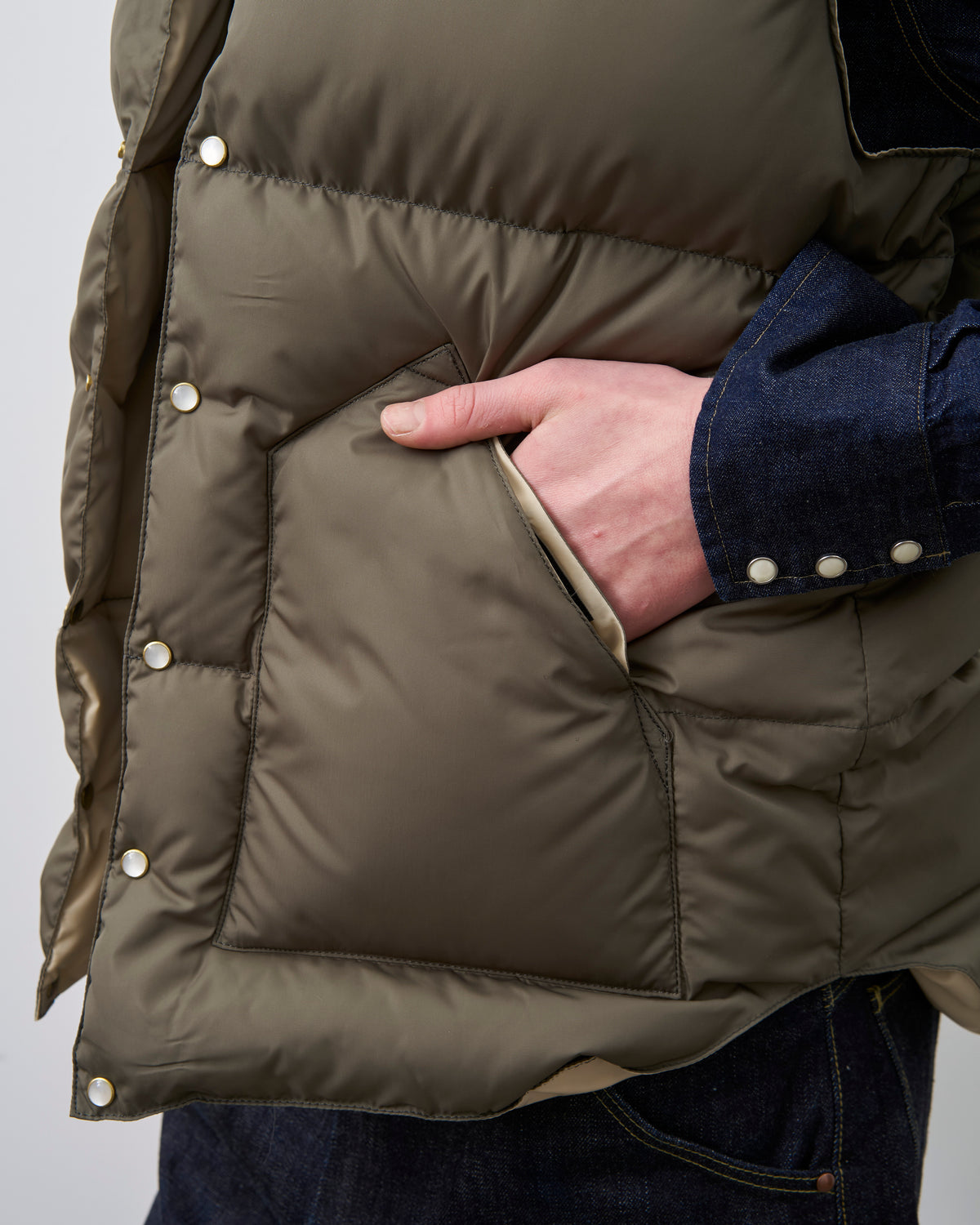 CHRISTY VEST