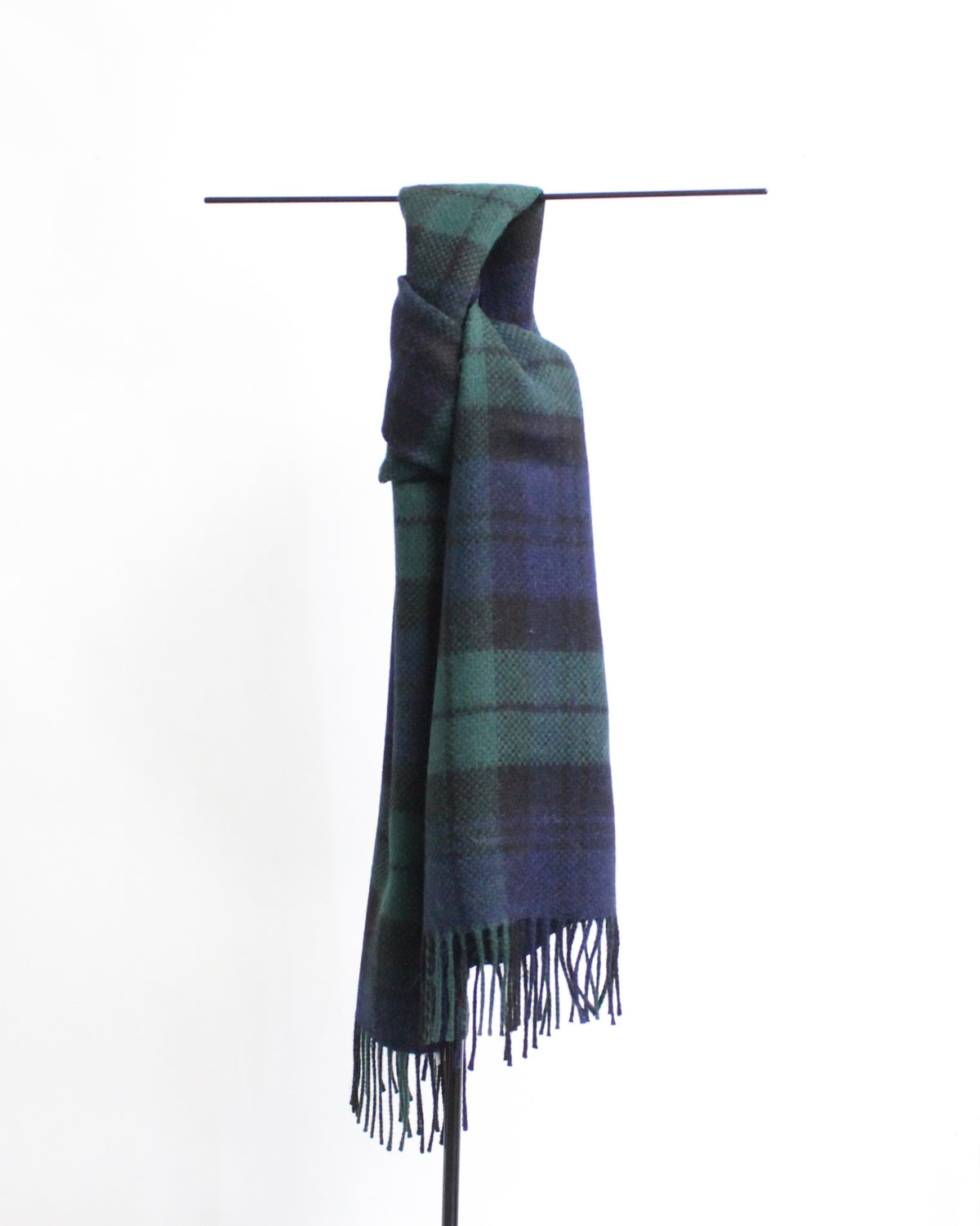 THE INOUE BROTHERS TARTAN SCARF- BLACK WATCH