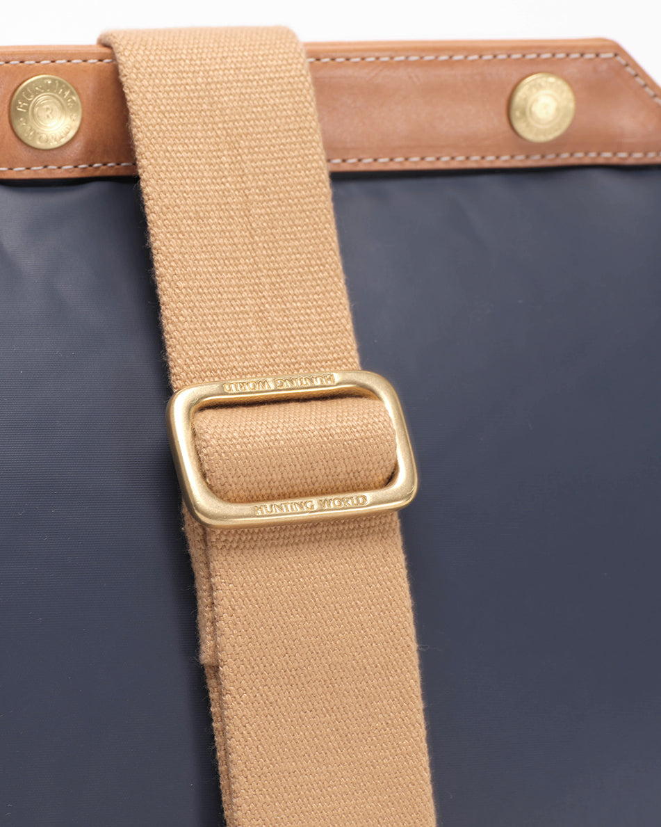 SHOULDER BAG by HUNTING WORLD