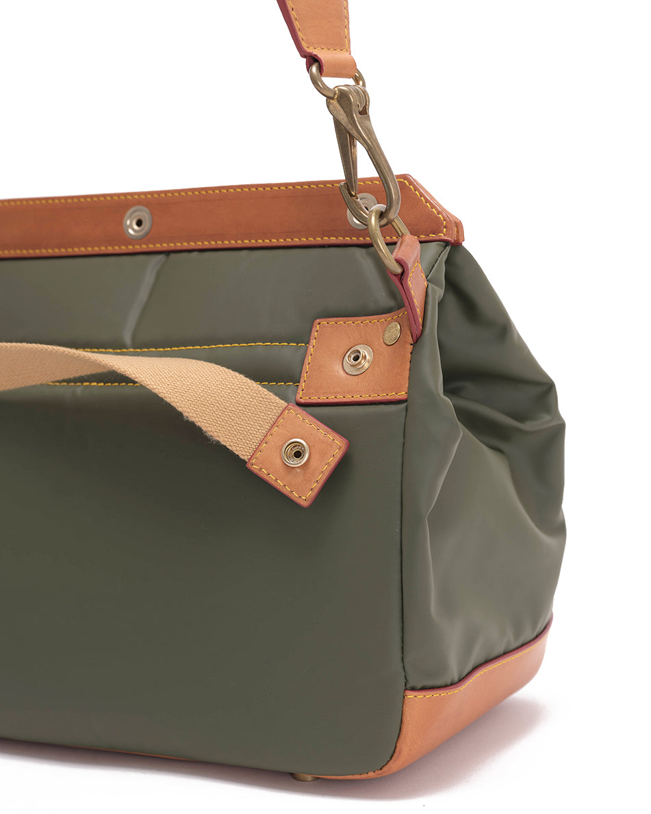 SHOULDER BAG by HUNTING WORLD